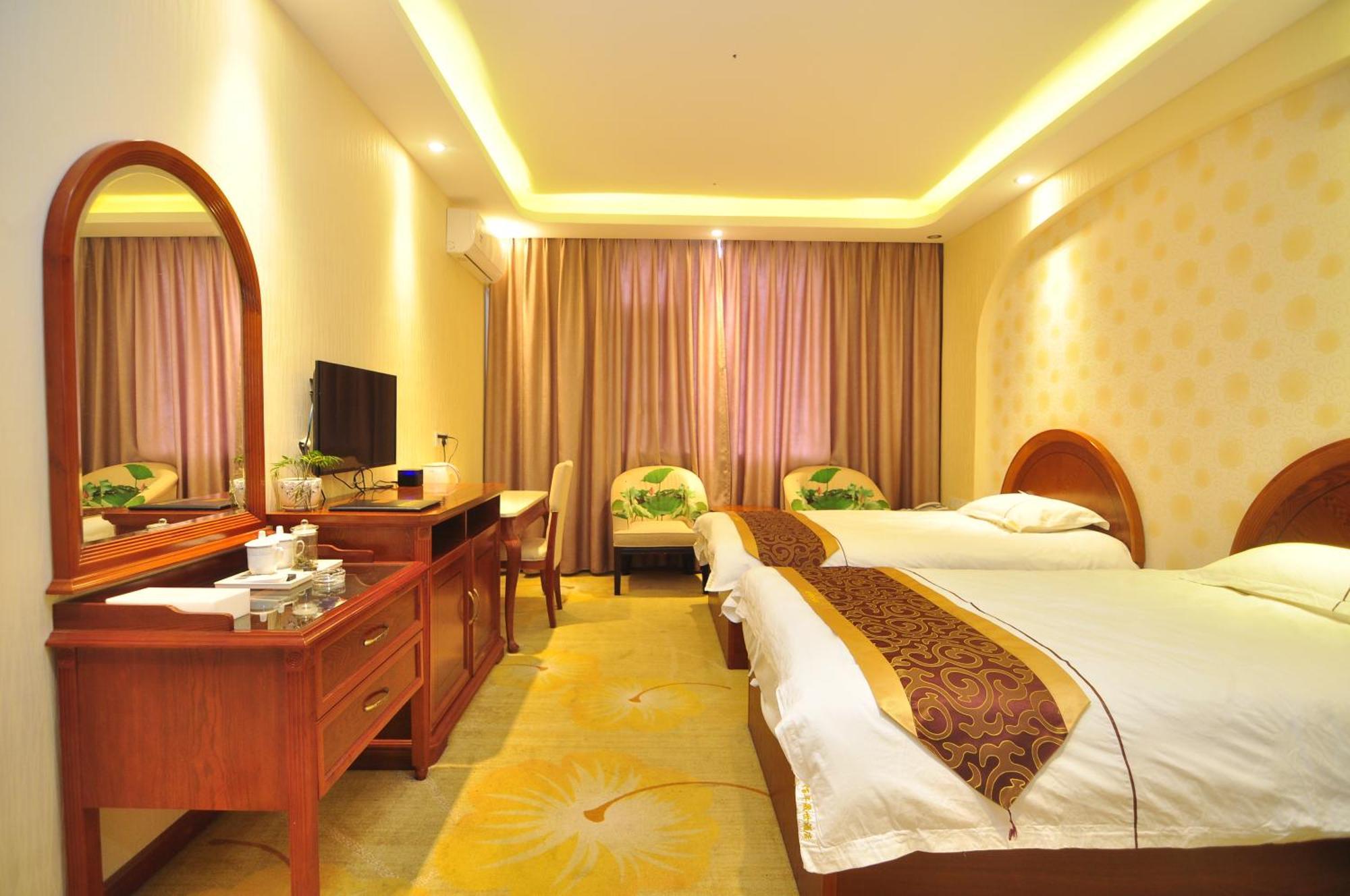 Bai Nian Sheng Shi Hotel Kunming Eksteriør bilde