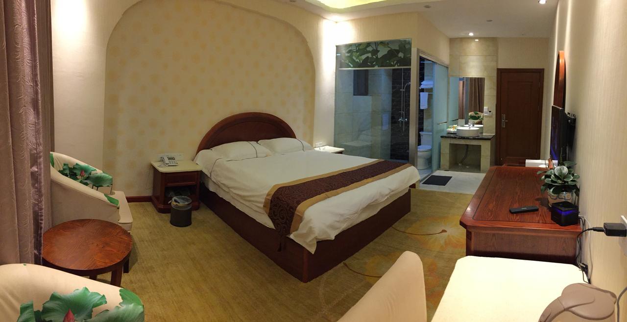 Bai Nian Sheng Shi Hotel Kunming Eksteriør bilde